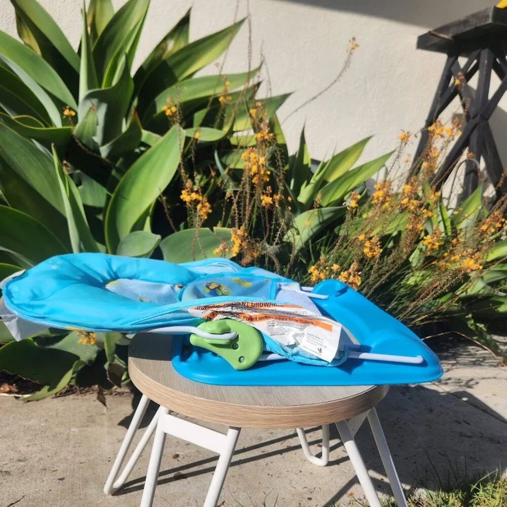 Summer Infant Mother's Touch  Foldable Baby Bather Seat Tub Bathroom Blue Ducks